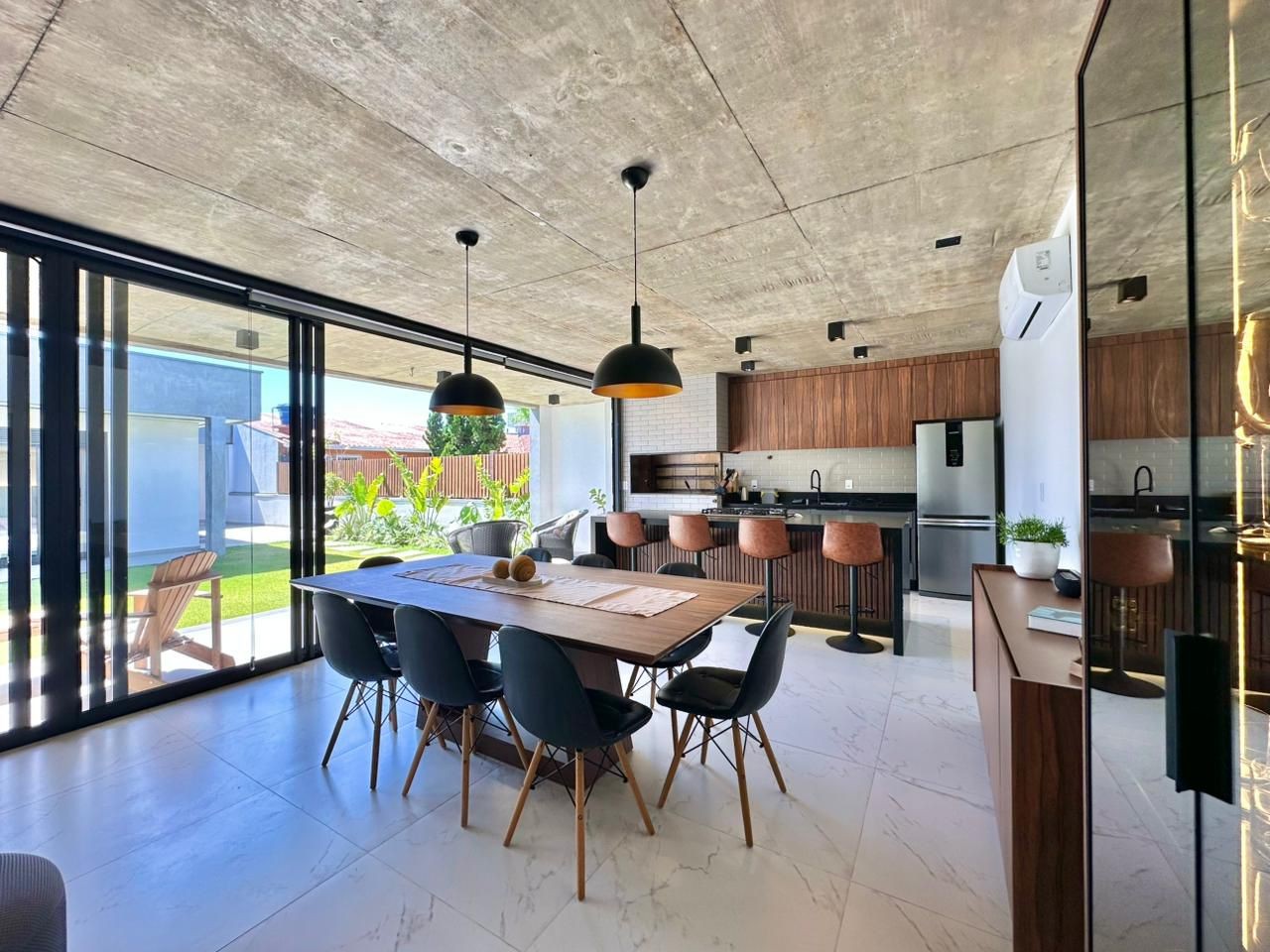 Casa 4 dormitórios para venda, Centro em Xangri-lá | Ref.: 10157