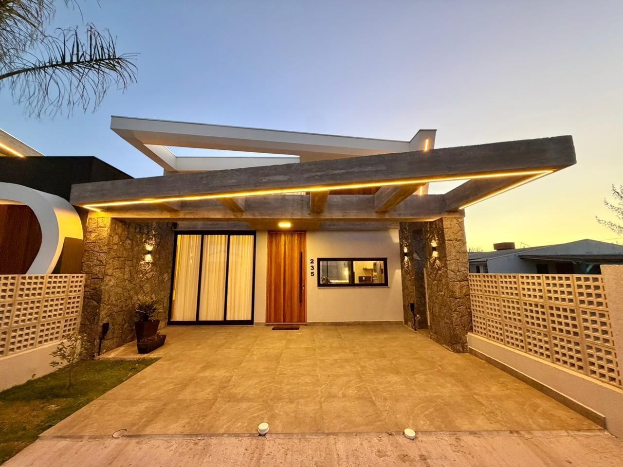 Casa 3 dormitórios para venda, zona norte em Capão da Canoa RS | Ref.: 10277