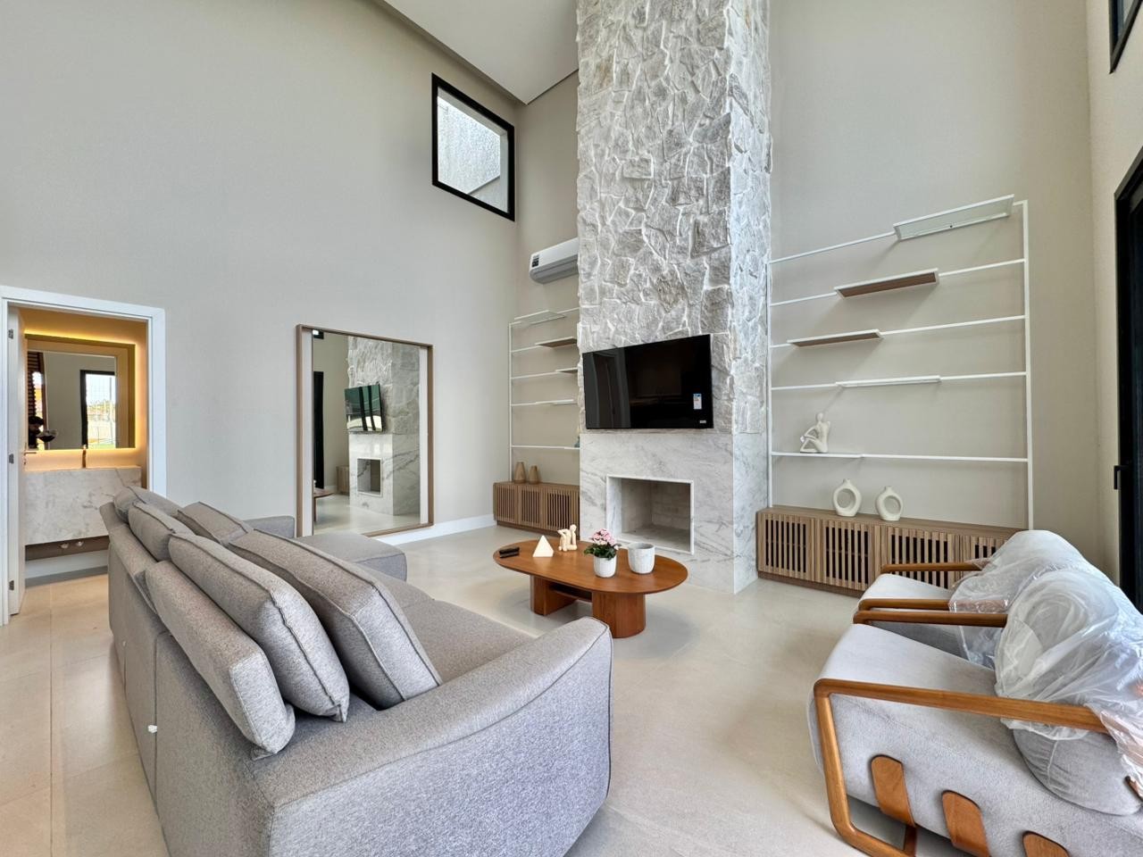 Casa em Condomínio 5 dormitórios para venda, Zona Nova | Ref.: 10600