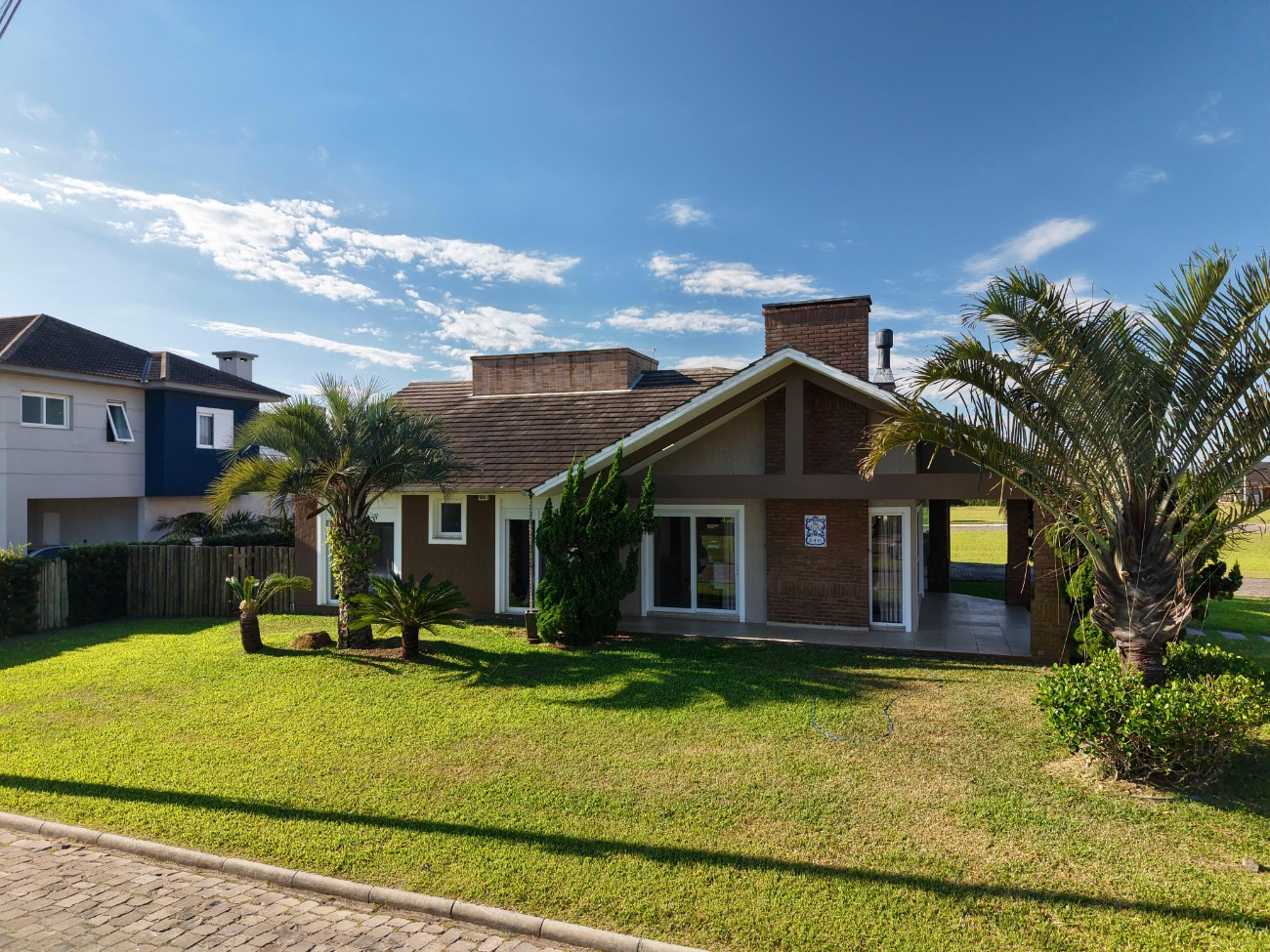 Casa 4 dormitórios para venda, Atlântida Sul em Xangri-lá | Ref.: 10735