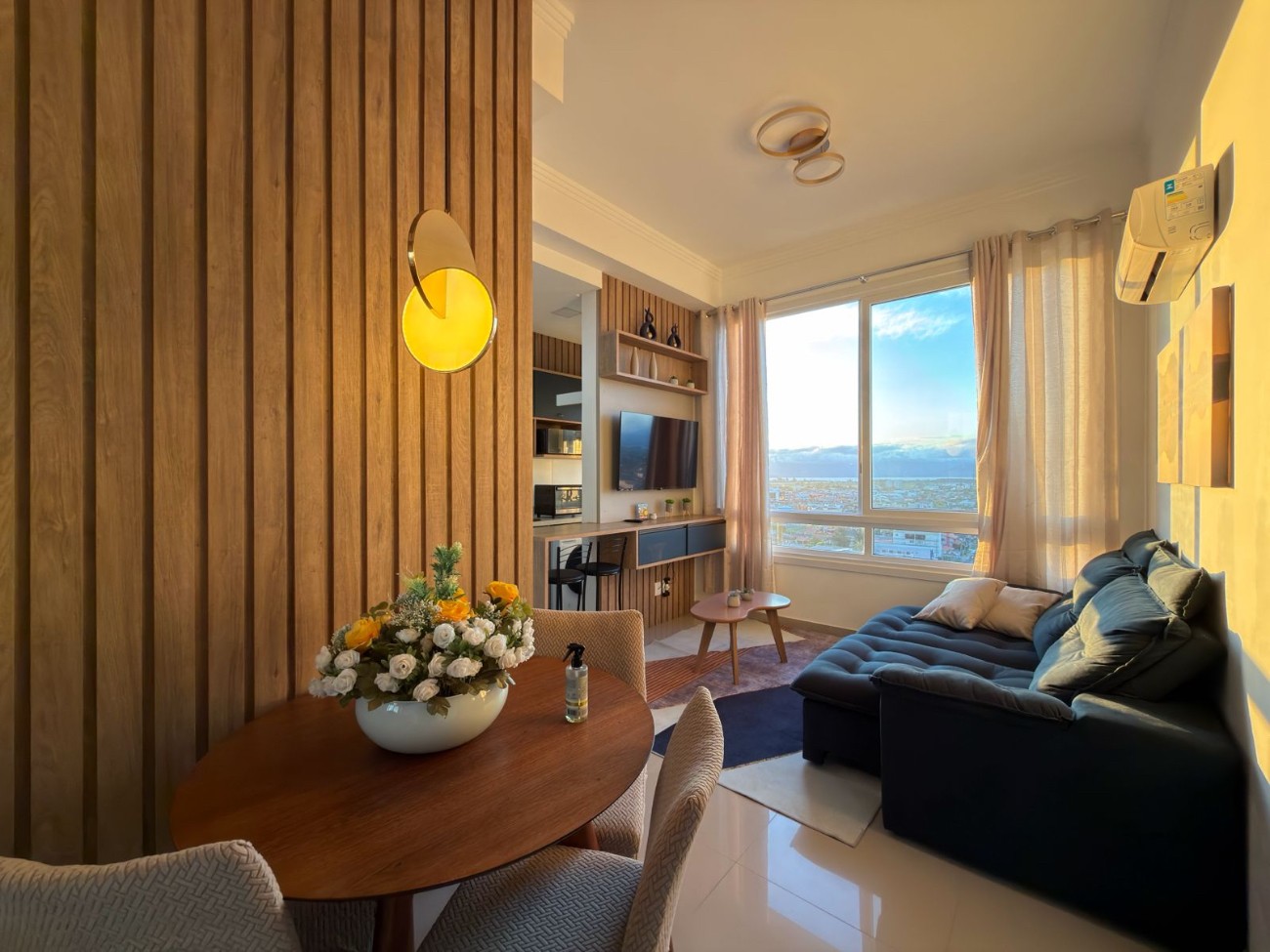 Apartamento 2 dormitórios para venda, Zona Nova | Ref.: 6772