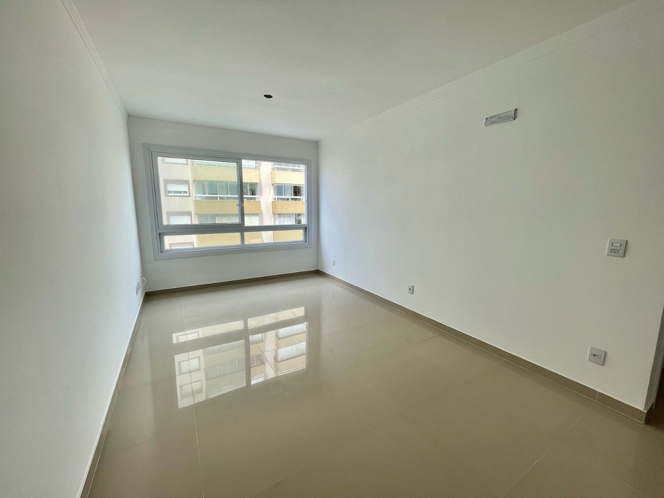 Apartamento 2 dormitórios para venda, Zona Nova | Ref.: 7100